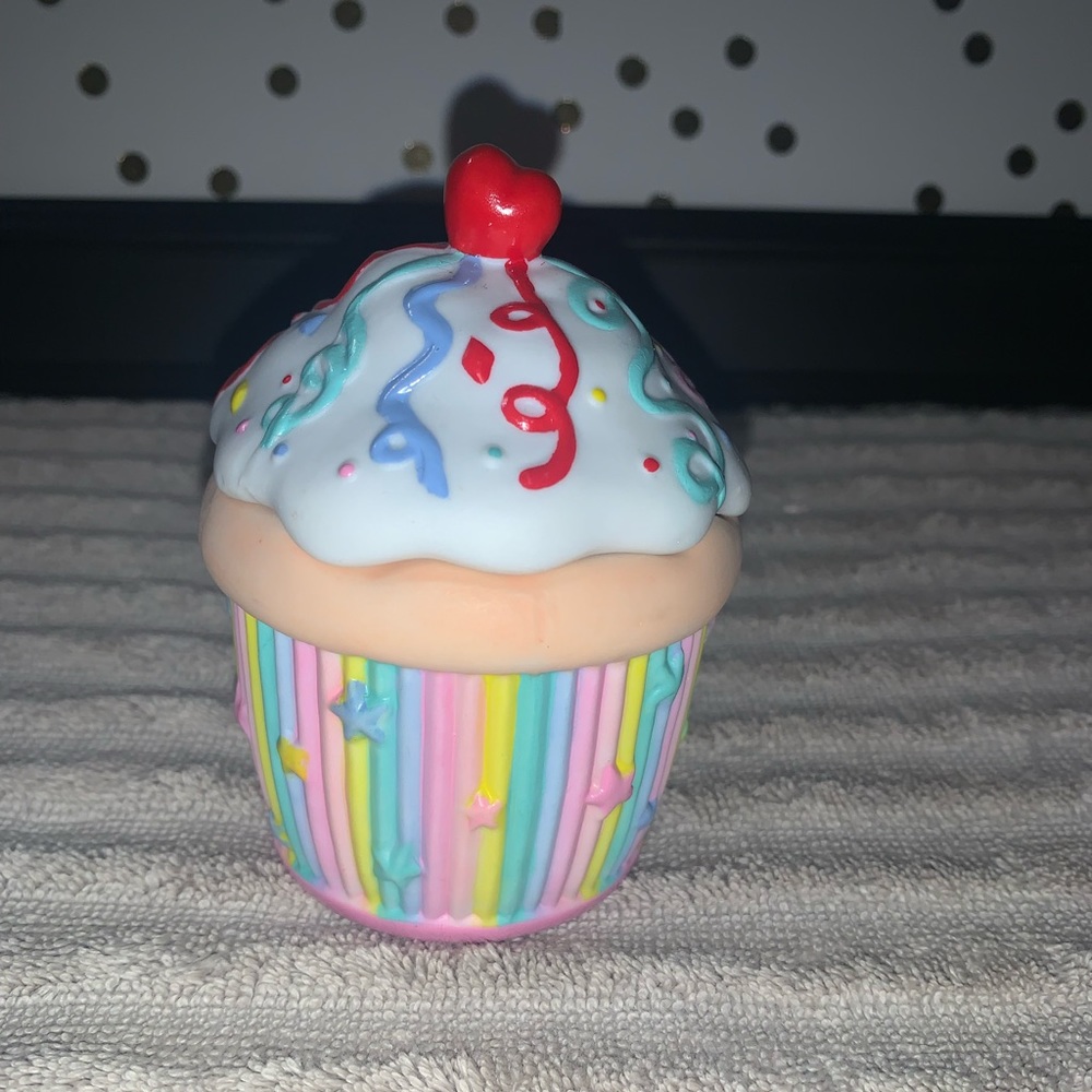 PARTYLITE CELEBRATION RETIRED CUPCAKE VOTIVE HOLDERS